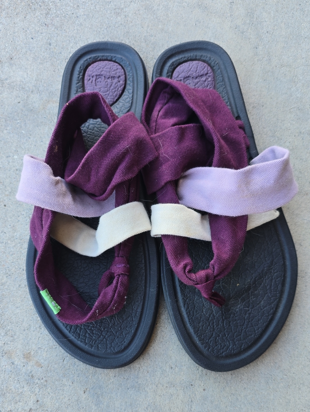 Sanuk Women's Plum, Lavender & Cream Fabric Strap Sandals